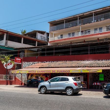 Oyo Hotel Rubi Zihuatanejo Bagian luar foto