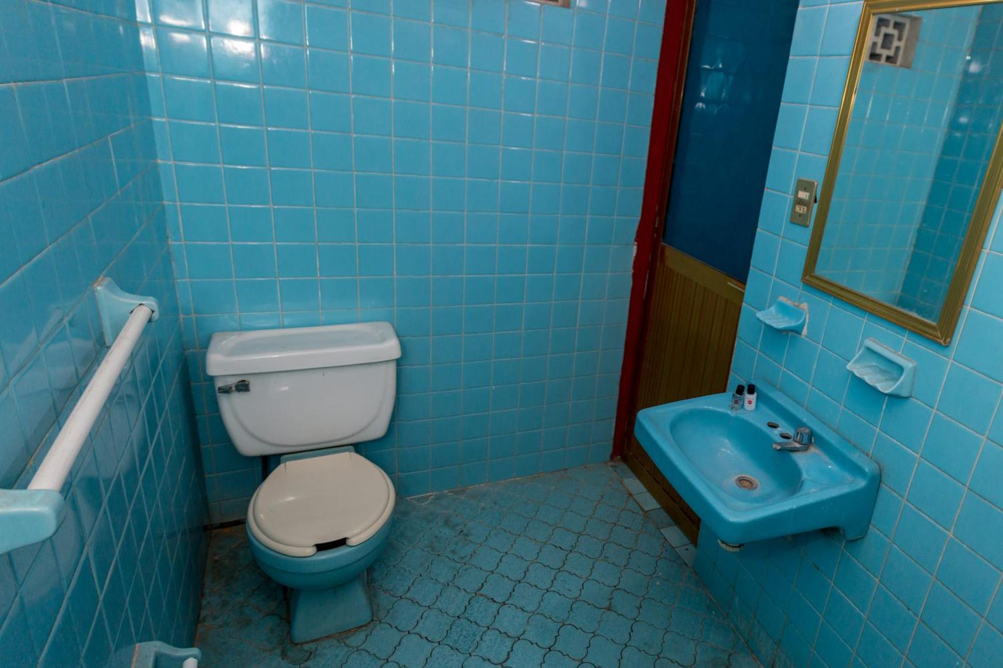 Oyo Hotel Rubi Zihuatanejo Bagian luar foto
